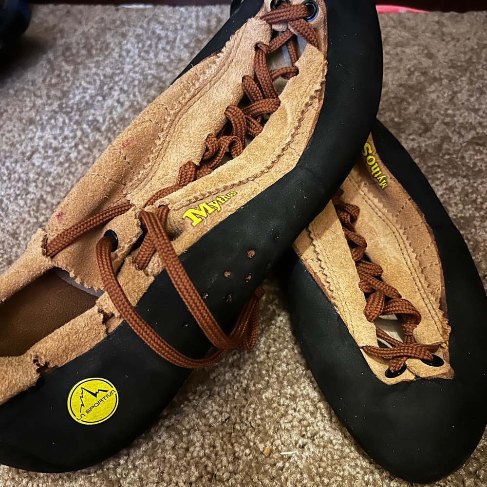 La Sportiva climbing shoes.Never Used